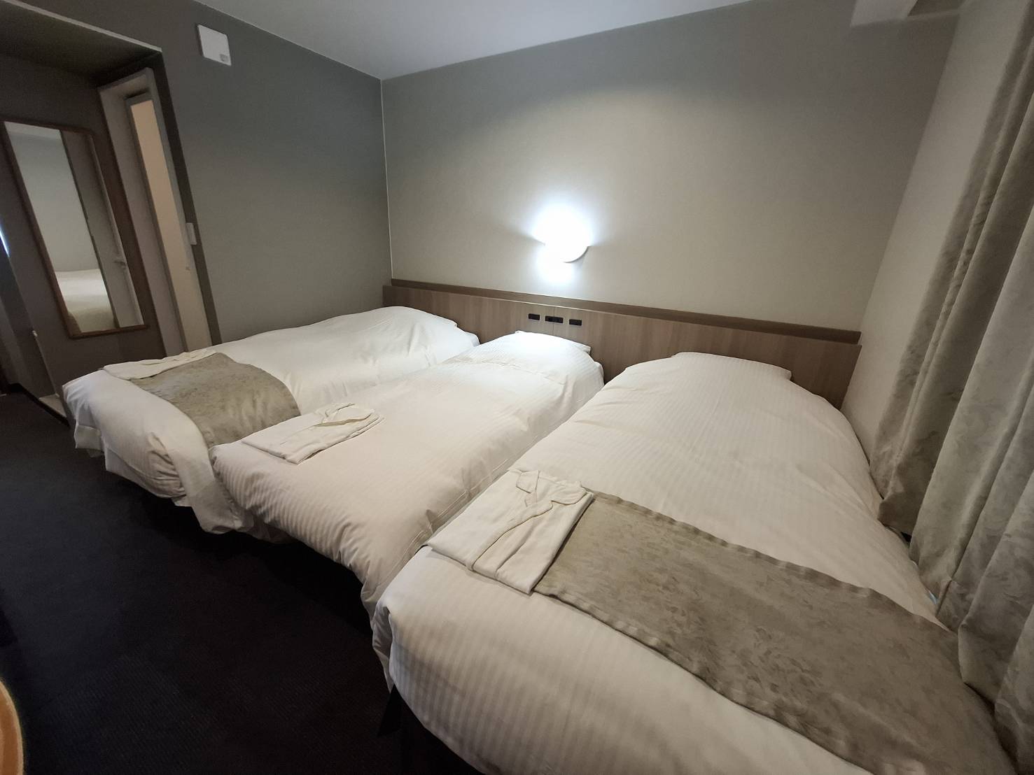 ハリウッドトリプル NEW!